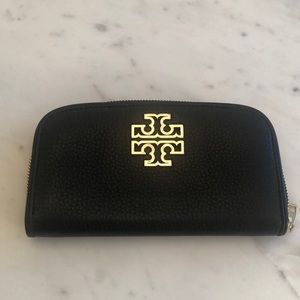 Like NEW Tory Burch Britten Black Gold Wallet